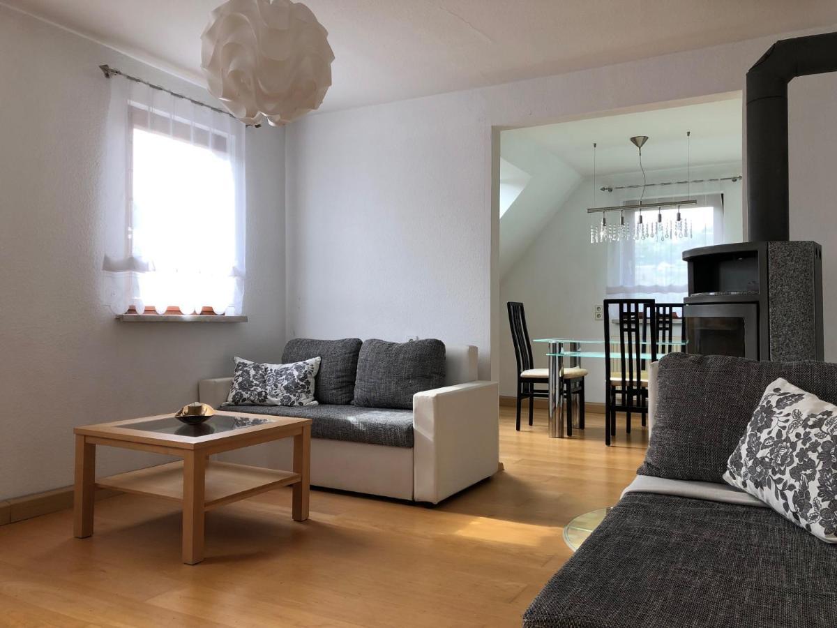 Grosse Wohnung Mit 2 Schlafzimmern Altensteig Exterior photo